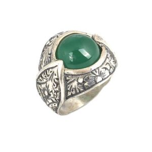 Anillo de Plata de Ley 925 para Hombre con Piedra de Ágata Verde Redonda y Diseño de Pluma con Engaste de Bisel para Uso Diario - Product Image 1