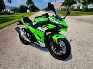 Motocicleta Kawasaki Ninja 500 usada de 2025 a bajo precio en venta - Product Image 2
