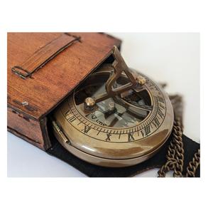 Boussole Nautique Professionnelle en Laiton – Outil de Direction Maritime Précis pour la Navigation, les Expéditions et l'Aventure - Product Image 2