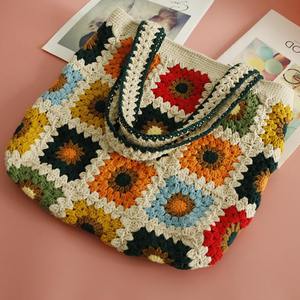 Bolso de Hombro de Gran Capacidad Personalizado al por Mayor, Bolso de Ganchillo con Decoración de Girasol para Mujer, para Ocio y Vacaciones - Product Image 2