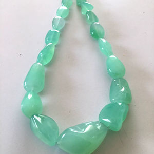 300.40กะรัต chrysoprase tumbles (300.40กะรัต) 1เส้นสำหรับการทำเครื่องประดับอัญมณีธรรมชาติ - Product Image 1