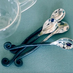 Swirl Design Only Spoon Set de 4 ensembles de couverts forgés à la main en noir et argent Acheter en gros des couverts Restaurant Hotelware Mariage - Product Image 5