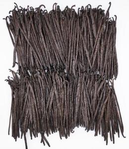 Premium Quality Dried Oily Whole <b>Vanilla</b> <b>Beans</b>-Natural Flavor Ingredient for Baking Dessert Brewing Long Shelf Life - Product Image 5
