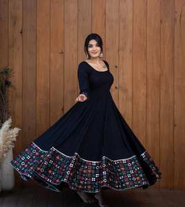 ANARKALI froncé noir avec col rond manches longues pour femmes nouvel arrivage - Product Image 2