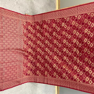 Sari Tradicional de Invierno para Mujer, Edición Viscosa, Marca Hungama Radiance - Product Image 1