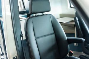 MERCEDES-BENZ SPRINTER 3500 2023 TRÈS PROPRE, MOTEUR TURBODIESEL 2.0 LITRES HAUTE PERFORMANCE, PRÊT À LIVRER - Product Image 4