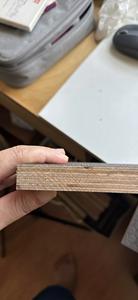 Coffrage antidérapant 1250x2500mm contreplaqué filmé bois dur mélangé acacia eucalyptus colle phénolique pour la construction haute qualité - Product Image 3