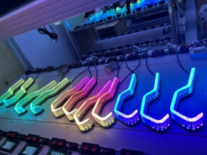 5D <span class=keywords><strong>RGB</strong></span> di cristallo Angel Eye aloni anello per Auto LED proiettore lente DRL APP di controllo luce colorata per Retrofit fari Auto - Product Image 4