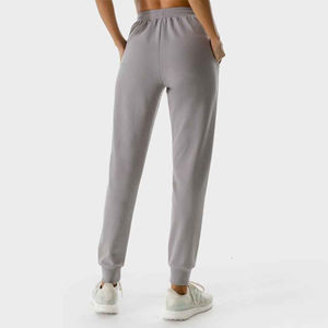 El mejor diseño, logotipo personalizado, pantalones de chándal de estilo callejero cosidos para mujer, pantalones de chándal transpirables de secado rápido para mujer, diseño OEM - Product Image 2