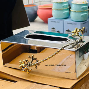 Boîte à mouchoirs en métal brillant en acier inoxydable de forme rectangulaire de la plus grande qualité avec le dernier design en forme de fleurs - Product Image 4