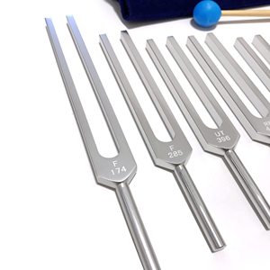 Ensemble de diapasons Fibonacci de haut niveau de 8 pièces avec activateur - Product Image 1