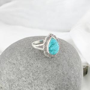 Bague de créateur en turquoise tibétaine Déclaration Bague en argent sterling 925 Bijoux en pierres précieuses naturelles faits à la main pour elle - Product Image 2