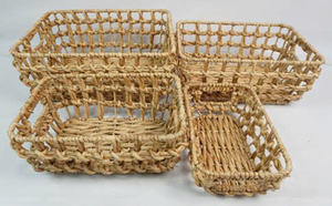 Juego de 4 Cestas de Almacenamiento Rectangulares de Jacinto de Agua Ecológicas Viet Anh con Asas Flexibles Recortadas - Product Image 4