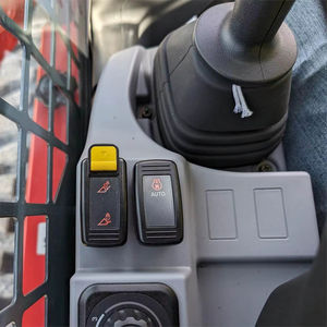 Chargeuse compacte sur chenilles Kubota SVL75-3 2024 - Machine compacte sur chenilles robuste avec hydraulique puissante - Product Image 1