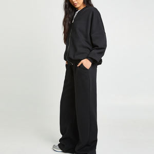 Conjunto Deportivo Casual de Moda Urbana para Mujer con Cintura Elástica y Cierre de Cremallera, Diseño Moderno y Casual / Logotipo Personalizado - Product Image 1