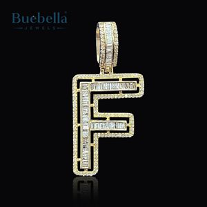 Venta al por mayor personalizado 925 plata y oro blanco plateado 3D letras de La Baguette estilo Hip Hop colgante Moissanite en diseño de letras de la A-Z - Product Image 2