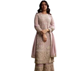 Costume de palazzo en organza rose bébé avec zari et moti travail vente en gros vêtements ethniques pour femmes OEM usine de vêtements fournisseur en vrac mode - Product Image 4