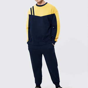 OEM Survêtement Hommes Ensembles Polaire Sportswear Épais Hoodies Marque Hiver Survêtements Décontractés Hommes Sweat Pantalon Survêtement D'hiver - Product Image 1