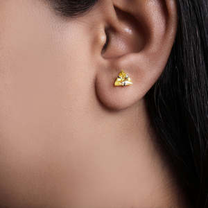 Boucles d'oreilles tendance pour femmes, jaunes, en forme de trillion, plaquées or, tendance religieuse, créoles, zircon, perle, diamant, principalement en laiton - Product Image 2