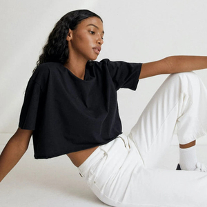 Tops cortos ecológicos de verano para mujer OEM/ODM, mezcla de algodón ligera transpirable de secado rápido, cuello redondo, manga corta, logotipo personalizado - Product Image 4