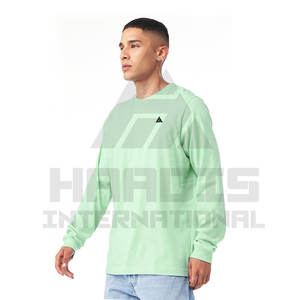 เสื้อยืดลําลอง เสื้อยืดธรรมดาสีดํา เสื้อยืดแขนยาวขายส่งแบบกําหนดเองสําหรับผู้ชาย เสื้อยืดแขนยาว - Product Image 2