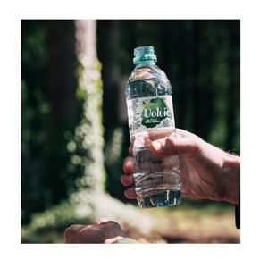 Agua Volvic en venta ofrece una hidratación natural y pura, perfecta para el hogar, la oficina, el gimnasio o para llevar a diario. - Product Image 5