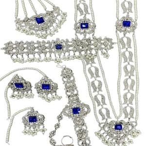 Juego de Joyería Clásica de Novia de Acero Inoxidable con Pedrería, en Plata, con Collar en Capas, Aretes y Tikka, Venta al por Mayor Directa de Fábrica - Product Image 6