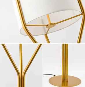 Lampe de sol multifonctionnelle |   Design métallique fin pour salon et bureau |   Lumière d'arc moderne, dômes réglables, décoration intérieure - Product Image 2