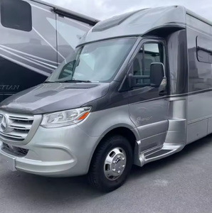 Autocaravanas Usadas Regency RV Ultra Brougham 25UL Más Vendidas, para 4-6 Pasajeros, EURO 5, Una Habitación, Interiores Espaciosos, Listas para Usar - Product Image 1