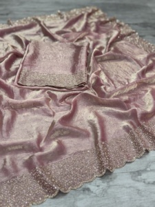 Le dernier Saree de style Bollywood avec chemisier assorti pour la collection de mariée et de festival est disponible au meilleur prix - Product Image 5