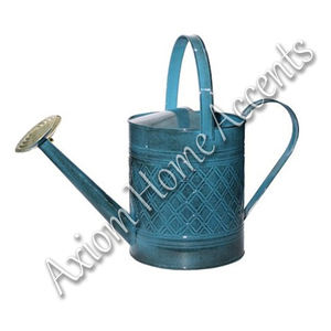 Regadera de Metal hecha a mano moderna de Axiom Home Accents, decoración de plantas colgantes para interiores por Diseño Artesanal - Product Image 2