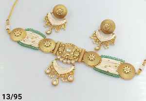 JOYERÍA DE COBRE TRADICIONAL Y DE MODA INDIA CONJUNTO DE JOYERÍA DE BODA NOVIA PARA MUJER CONJUNTO DE PENDIENTES Y COLLAR - Product Image 2