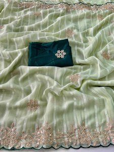 Sari de fête moderne de style contemporain, en mousseline de soie géorgette, avec bordure fantaisie de la même couleur, fausse fourrure, broderie multi-sequences, couleur vive - Product Image 3