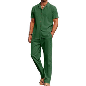 Ensemble formel 2 pièces vert vif pour homme en molleton respirant, idéal pour l'été, avec chemise boutonnée et pantalon ample à fermeture boutonnée. - Product Image 4