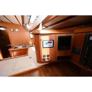 Alfa 51 Fournitures marines avec 1 moteur de 100 CV / 74 kW - Product Image 3