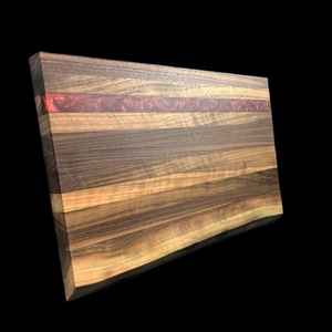 Tabla de Cortar Redonda Elegante de Madera y Resina Epoxi, Tabla de Cortar Premium Hecha a Mano para Uso en la Cocina, Servir Alimentos a Precio de Mayoreo - Product Image 2