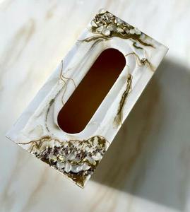 Soportes decorativos para cajas de pañuelos de resina con acabado brillante para agregar brillo a un hotel festivo o glamuroso - Product Image 2