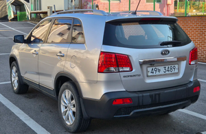 Kia Sorento 2010, Sorento R Diésel 2WD 2.2 TLX - Product Image 3