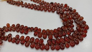 Perles de pierre de naissance en grenat hessonite naturel 4x6mm à 9x12mm en forme de coeur de poire rouge 10 pouces de long vendues par brin - Product Image 2