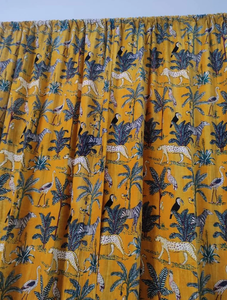 Cortina opaca de terciopelo amarillo con estampado de animales de la jungla moderna de alta calidad, cortinas decorativas de lujo para uso doméstico y hotelero - Product Image 4