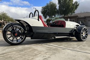 USADO LHD/RHD 2022 VANDERHALL VENICE GTS - Product Image 2