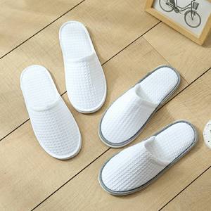 Flash Sale - Disposable Unisex <b>Slippers</b> - Wholesale Disposable <b>Open</b>-toed Non-woven Hotel <b>slippers</b> - Product Image 3