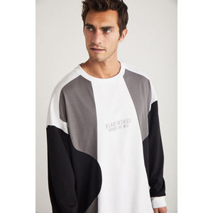 GRIMELANGE เสื้อสเวตเชิ้ตแขนยาวพิมพ์ลายคอกลมสำหรับผู้ชายเมลวิน - Product Image 4