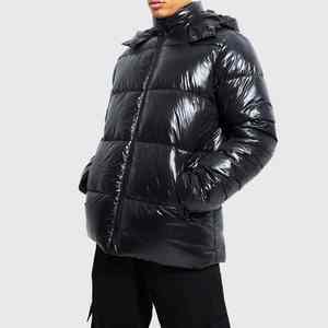 Veste bouffante à capuche avec logo personnalisé en gros pour hommes parka surdimensionné veste bouffante brillante à la mode pour l'hiver au design épais à bulles - Product Image 6