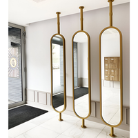 Miroirs muraux en verre encadrés de métal modernes personnalisables en gros, designs de luxe pour salons, hôtels, bars, décoration intérieure, directement de l'usine