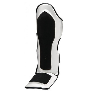 Protège-tibia en cuir véritable personnalisé et durable rembourrage en mousse Protège-tibia de kickboxing et d'arts martiaux de Muay Thai - Product Image 2