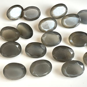 Piedra Lunar Gris Natural de 4x6 mm a 10x12 mm, Ovalada, Facetada, de Primera Calidad - Piedra Lunar Gris Ovalada Facetada - Product Image 1