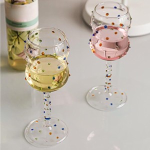 Verres à vin en verre de qualité assurée avec des paillettes conçues pour s'équilibrer parfaitement dans la main, arrivée incroyable de vaisselle - Product Image 2