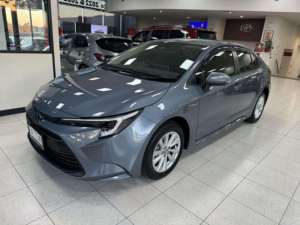 Auto Usado 2025, Sedán Deportivo a Gasolina, Motor Turbo 4.1-6L, Automático, Asientos de Cuero, Techo Panorámico, Cámara Trasera 360, Euro IV Eco - Product Image 3