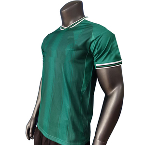 Ensemble de maillot de football et uniforme de sport unisexe personnalisé avec logo, 100 % polyester, col en V, impression par sublimation, dropshipping - Product Image 3